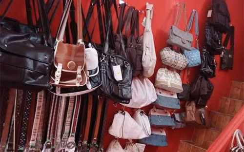 Bags, wallets, suitcases and umbrellas: US$2.36 billion, up 9.5% Bags, wallets, suitcases and umbrellas: US$2.36 billion, up 9.5%