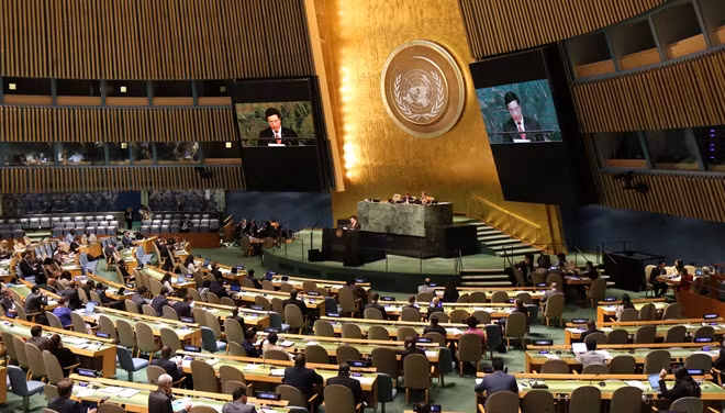 Deputy Prime Minister and Foreign Minister Pham Binh Minh speaking at the General Debate. Photo: VNA