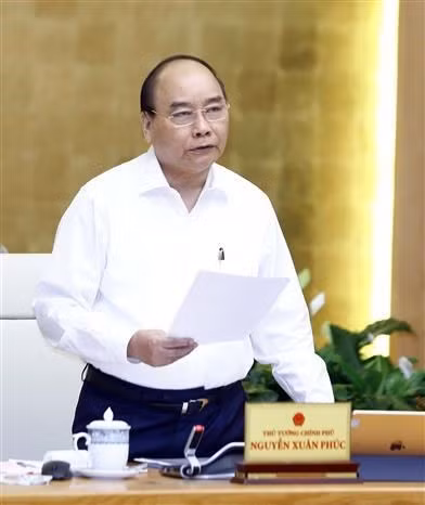 Prime Minister Nguyen Xuan Phuc addresses the meeting (Photo: VNA)