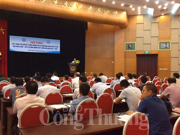 Viet Nam has made achievements in space technology applications, and laboratories nationwide were vital in developing technology, according to a seminar report given on Friday. — Photo: baocongthuong.vn Viet Nam has made achievements in space technology applications, and laboratories nationwide were vital in developing technology, according to a seminar report given on Friday. — Photo: baocongthuong.vn