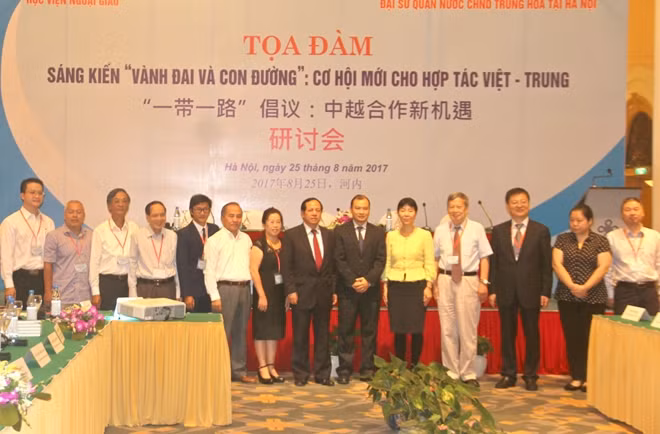 Speakers of the workshop in a photo.