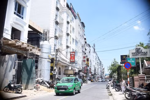 Land on Nguyen Chi Thanh and Phan Boi Chau streets are being set as high as from VND200 million (USD8,735) to VND250 million per square metre.