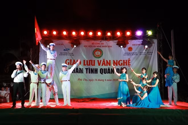 People's Security Academy holds meaningful activities in Phu Tho ảnh 4