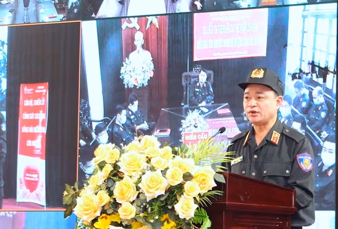 Lt. Gen. Pham Quoc Cuong speaking at the event. Lt. Gen. Pham Quoc Cuong speaking at the event.