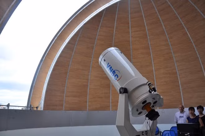 The observatory has a 0.5meter diameter astronomical telescope
