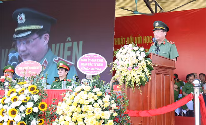 Deputy Minister Nguyen Van Thanh delivers a speech. Deputy Minister Nguyen Van Thanh delivers a speech.