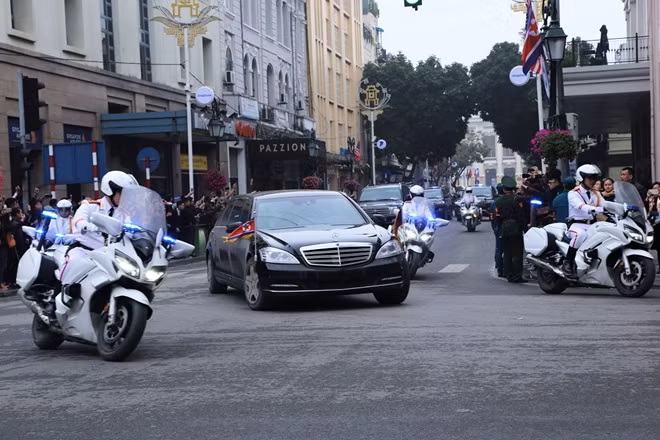 Yamaha FJR1300P is a sport-touring motorcycle model of the Japanese carmaker. The "P" in FJR1300P indicates the police model, which is in fact used by police forces of many countries around the work such UK, France, Belgium and Japan.