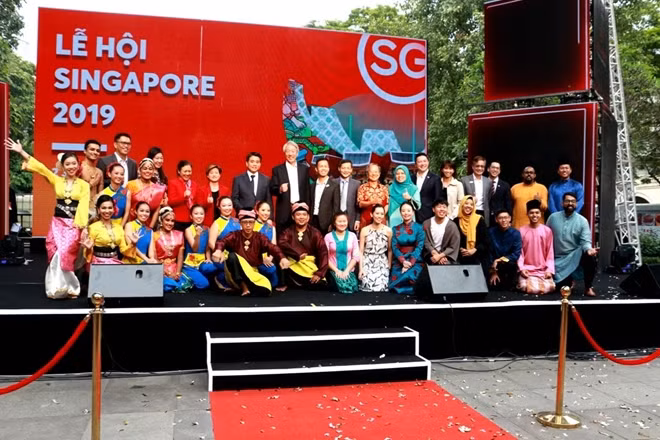 The festival was part of an effort of Singapore government to bring the image of the island nation closer to the people of northern Vietnam through the media message "Singapore - Passion Made Possible". The festival was part of an effort of Singapore government to bring the image of the island nation closer to the people of northern Vietnam through the media message "Singapore - Passion Made Possible".