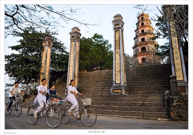 A photo on the book capturing the Thien Mu pagoda in Hue (Source: “Vietnam Pagodas” by Nicolas Cornet) A photo on the book capturing the Thien Mu pagoda in Hue (Source: “Vietnam Pagodas” by Nicolas Cornet)