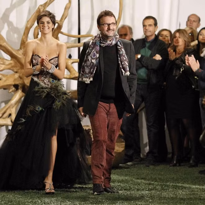 The fashion week features collections from famous Vietnamese and Italian designers The fashion week features collections from famous Vietnamese and Italian designers