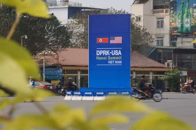 In less than a week from now, this important event will take place in Hanoi. In recent days, Hanoi has been making thorough preparations to welcome the two leaders.