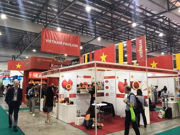 The pavilion of Vietnam at the Food & Hotel Asia 2018 in Singapore (Photo: VNA) The pavilion of Vietnam at the Food & Hotel Asia 2018 in Singapore (Photo: VNA)
