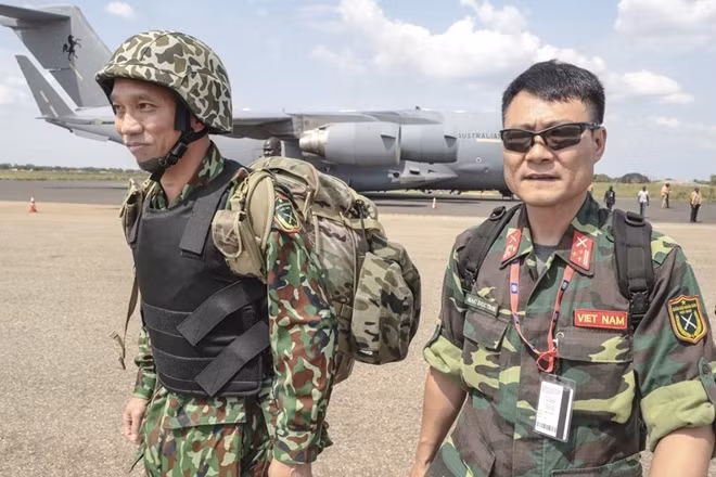 Vietnamese military doctors will take over a field hospital run by the United Kingdom, whose personnel are about to withdraw (Source: VNA)