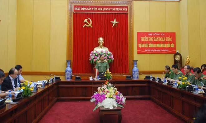 Minister To Lam at the event