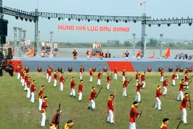 The Con Son-Kiep Bac Autumn Festival 2019 kicked off in the northern province of Hai Duong on September 15 or the 17th day of the eighth lunar month. (Photo: VNA)