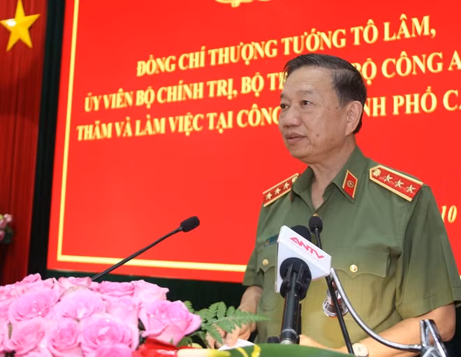 Minister To Lam at the event
