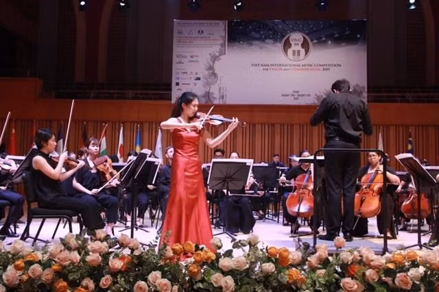 Violinist Park Gang-hyeon from the Republic of Korea (Photo of the organising board)