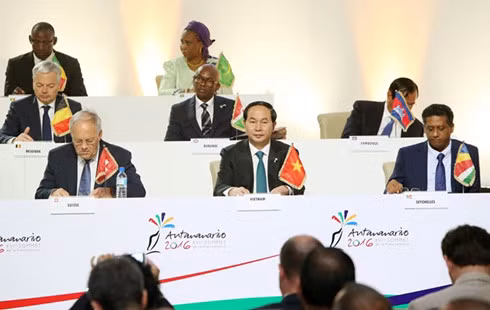 President Tran Dai Quang (front, centre) at the opening session of the 16th Francophonie Summit