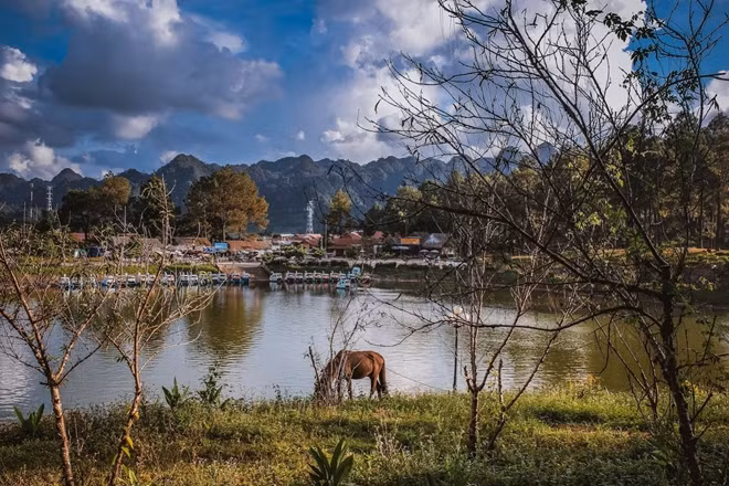 Two natural lakes near the pine forests make the scene more beautiful.