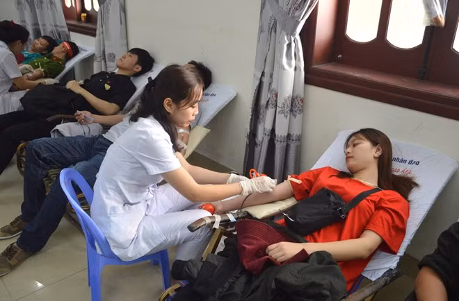 Red Sunday in the central city of Da Nang draws nearly 1,000 youngsters (Photo: VNA)