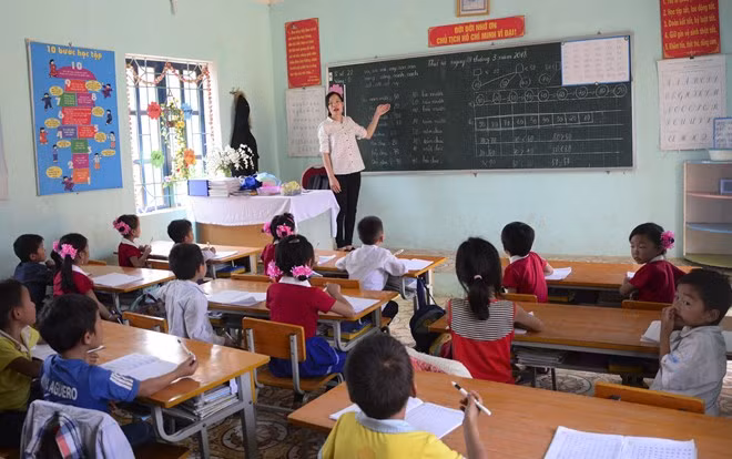 A class of the Toa Tinh primary school for ethnic minority students in Tuan Giao district, Dien Bien province (Photo: VNA)