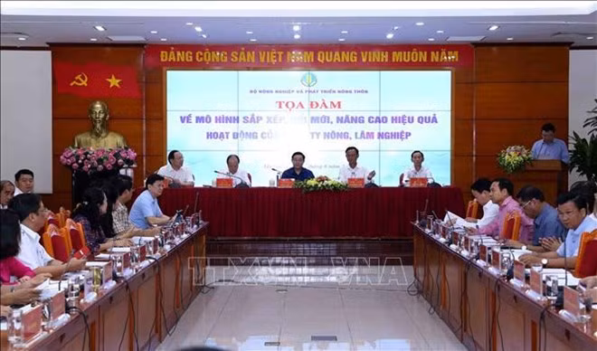 At the seminar (Photo: VNA) At the seminar (Photo: VNA)