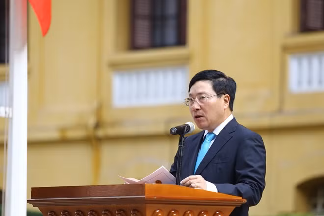 Speaking at the event, Deputy Prime Minister and Foreign Minister Pham Binh Minh said 51 years ago on August 8, 1967, ASEAN leaders laid a foundation for the establishment of a peaceful and prosperous community of Southeast Asian nations.