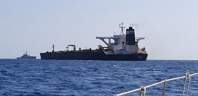 Oil supertanker Grace 1 on suspicion of being carrying Iranian crude oil to Syria is seen near Gibraltar, Spain July 4, 2019. REUTERS/Stringer/File Photo