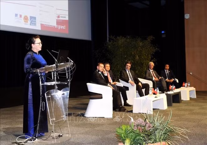 National Assembly Chairwoman Nguyen Thi Kim Ngan speaks at the event (Source: VNA)