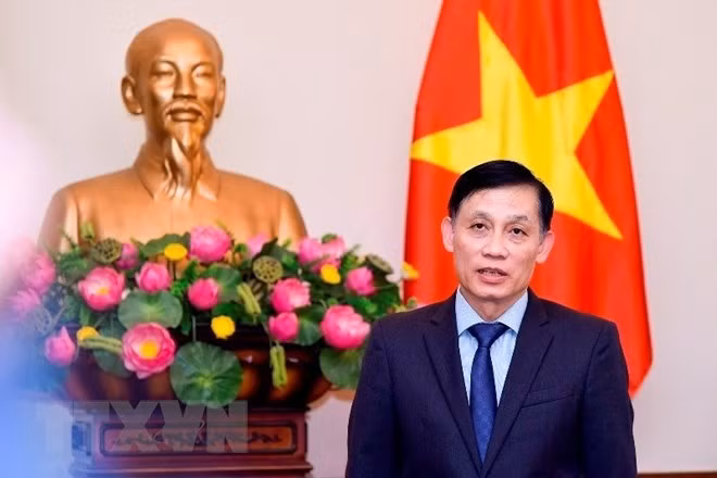 Deputy Foreign Minister Le Hoai Trung (Photo: VNA)