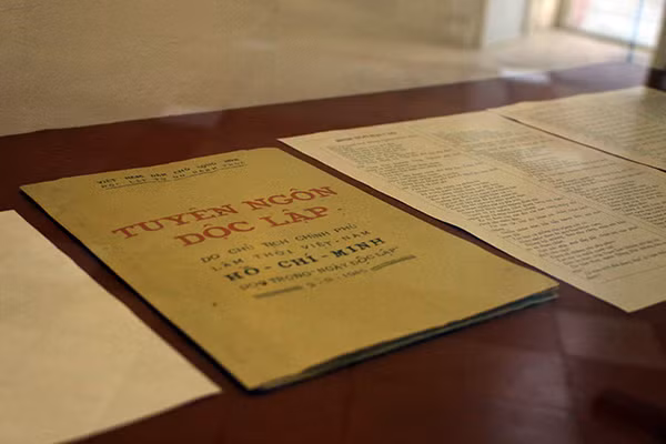 The Draft Declaration of Independence The Draft Declaration of Independence