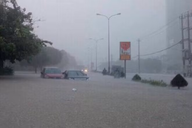 The national highway running through the province was heavily flooded, disrupting north-south traffic flows.