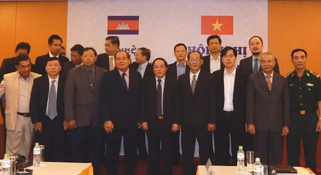 Participants of the meeting.