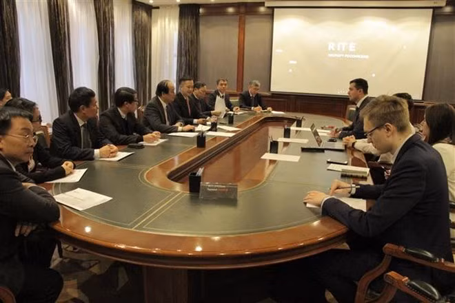 At the meeting (Photo: VNA)