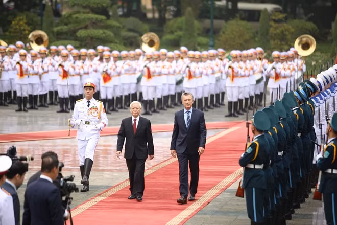 Since the formation of the bilateral diplomatic ties on October 25, 1973, the two countries have established numerous mechanisms to boost cooperation. They have also signed various agreements to encourage investment, economic cooperation, scientific-technological ties, cultural-educational relations and collaboration in the use of nuclear energy for peaceful purposes.
