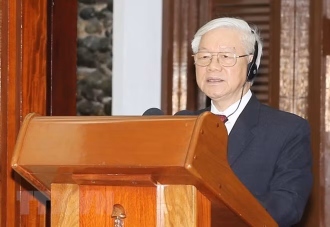 Party General Secretary Nguyen Phu Trong speaks at the meeting. (Source: VNA)