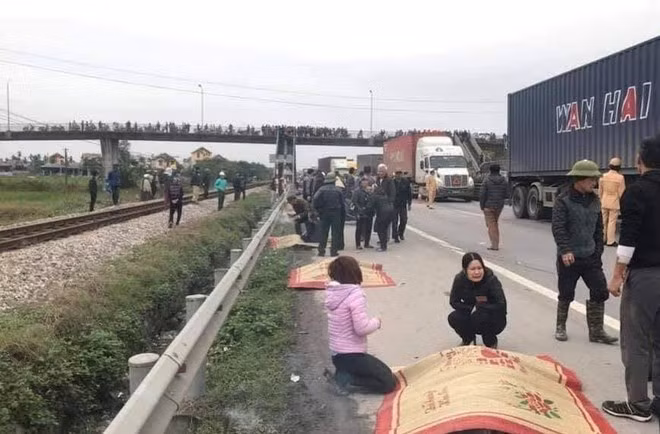 At the scene of the accident (Source: VNA) At the scene of the accident (Source: VNA)
