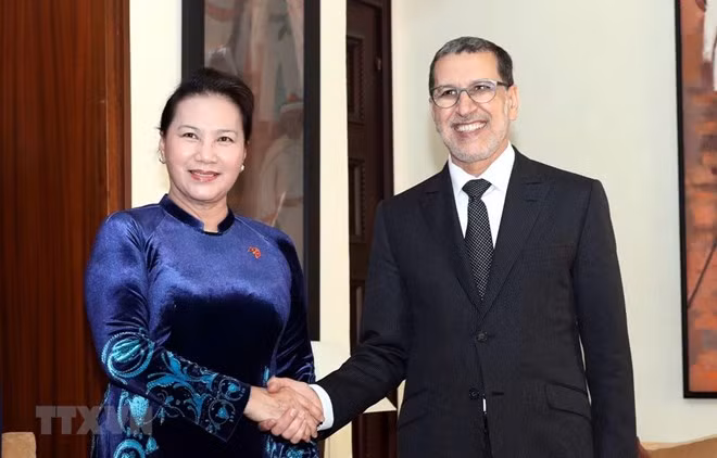 National Assembly Chairwoman Nguyen Thi Kim Ngan (left) and Morocco’s Prime Minister Saadeddine Othmani (Photo: VNA)