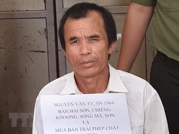 Nguyen Van Ty admitted buying the drugs in the border area (Source: VNA) Nguyen Van Ty admitted buying the drugs in the border area (Source: VNA)