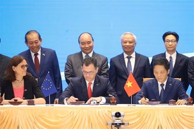 At the signing ceremony for EVFTA (Photo: VNA)