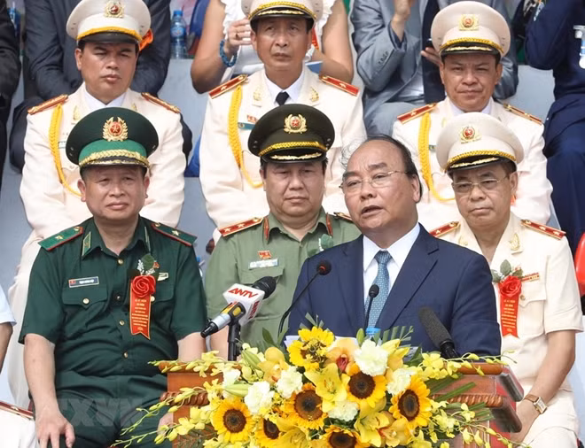 PM Nguyen Xuan Phuc speaks at the event