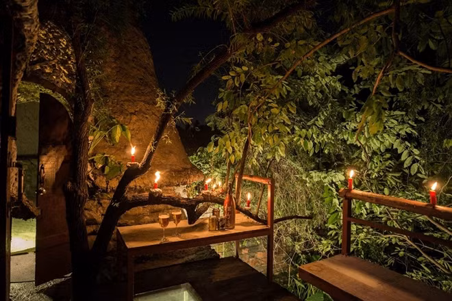 Romantic setting for couples.