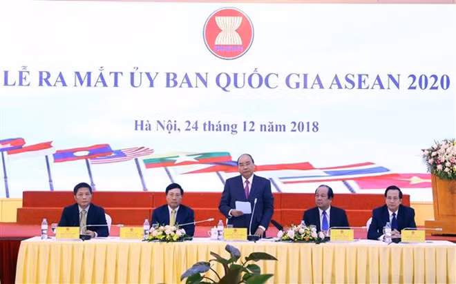 Prime Minister Nguyen Xuan Phuc speaks at the launch ceremony (Photo: VNA) Prime Minister Nguyen Xuan Phuc speaks at the launch ceremony (Photo: VNA)