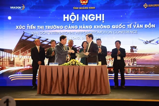 Several co-operation agreements were signed at Van Don Airport promotion conference