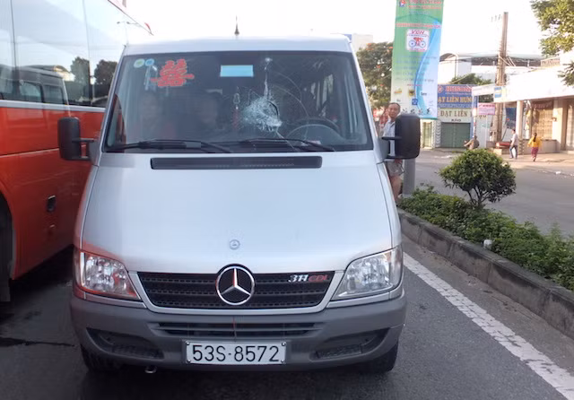 The vehicle's windshield was broken, preventing the escort from arriving on time.