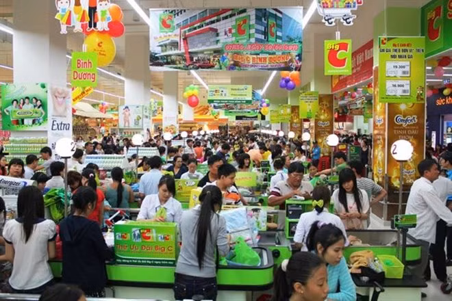 Big C Thang Long supermarket chain recruits some positions for Tet holiday such as gift basket wrapping, warehouse staff and cashier staff (Photo: timvieclam.net.vn)