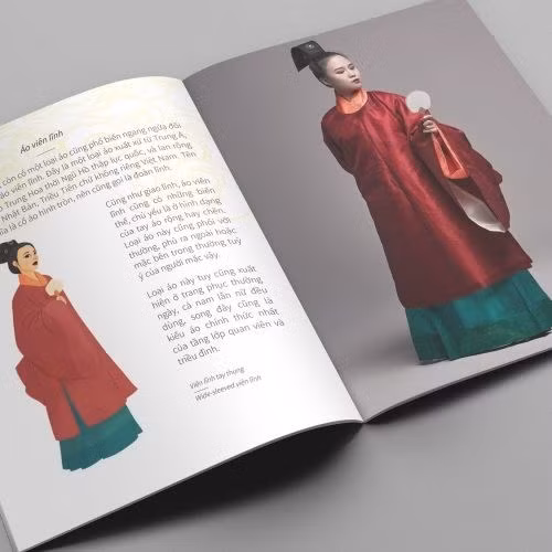 The draft of the book “Weaving a Realm”. (Photo: comicola.com)
