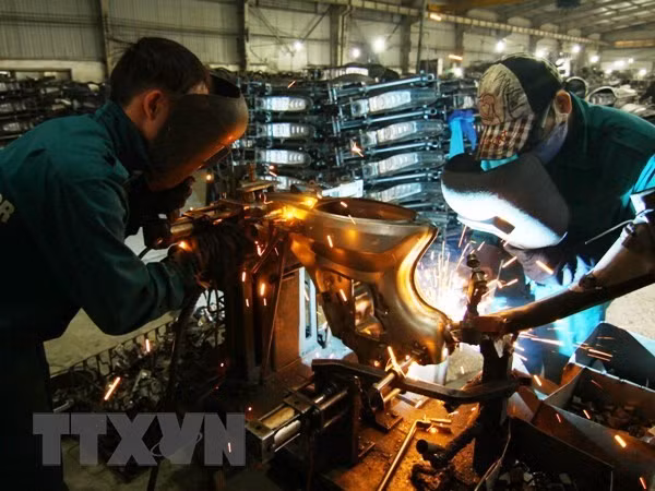 Up to 82.6 percent of the processing and manufacturing enterprises said they enjoyed a more stable and better business operation in the second quarter of the year. (Photo: VNA)