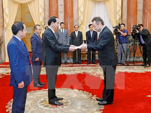 Presiden Tran Dai Quang hosts Czech Ambassador Vitezslav Grepl