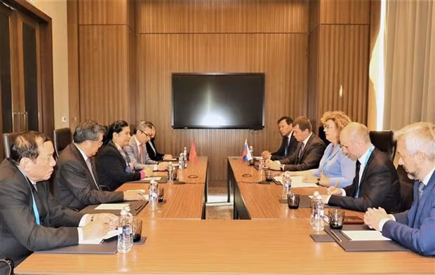 Standing Vice Chairwoman of the National Assembly (NA) Tong Thi Phong in a meeting with Deputy Chairwoman of the State Duma of Russian Federation Olga Timofeeva on September 23 (Photo: VNA) Standing Vice Chairwoman of the National Assembly (NA) Tong Thi Phong in a meeting with Deputy Chairwoman of the State Duma of Russian Federation Olga Timofeeva on September 23 (Photo: VNA)